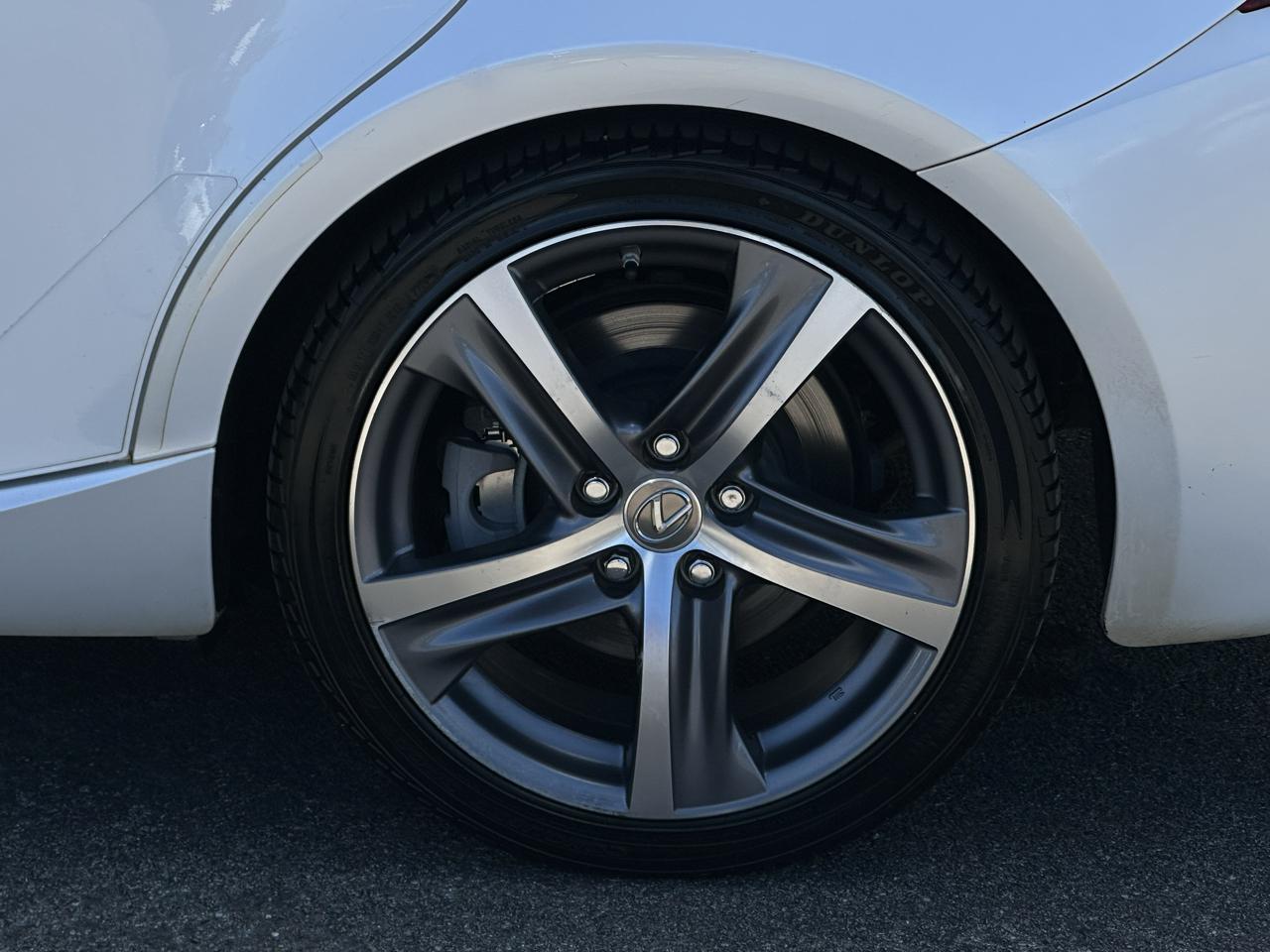 Lexus IS IS 300 RWD 2018