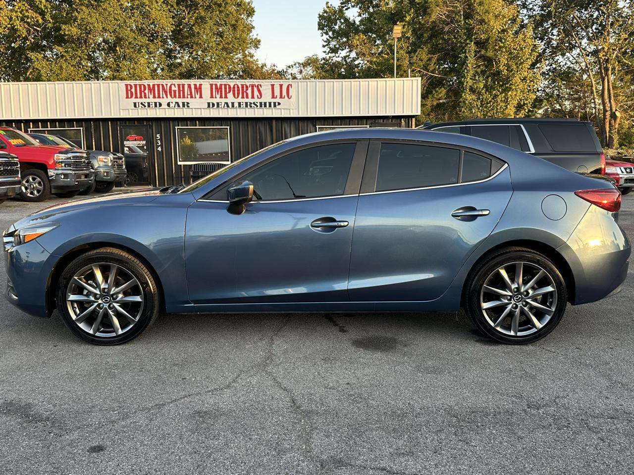 Mazda Mazda3 4-Door Touring Auto 2018
