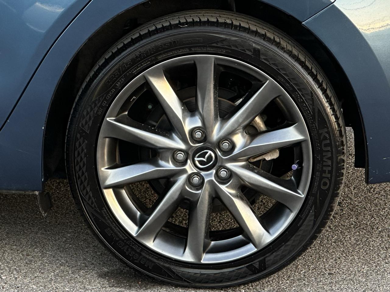 Mazda Mazda3 4-Door Touring Auto 2018