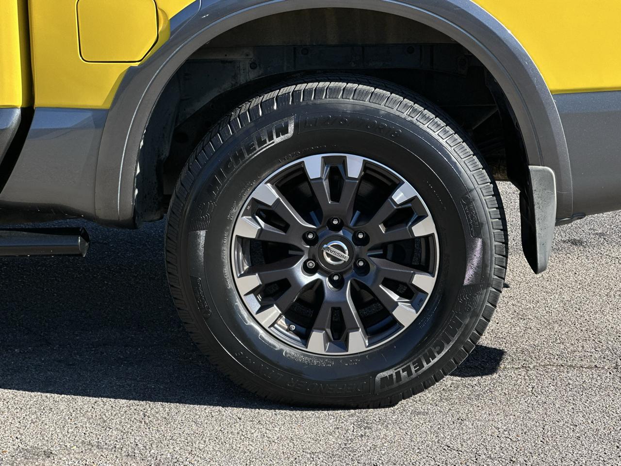 Nissan Titan 4x4 Crew Cab PRO-4X 2017