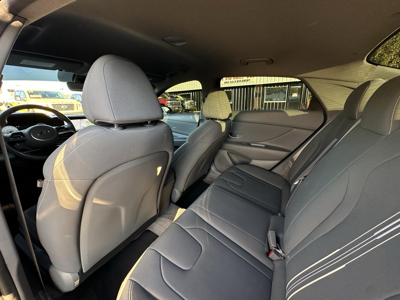 Hyundai Elantra SEL IVT 2023