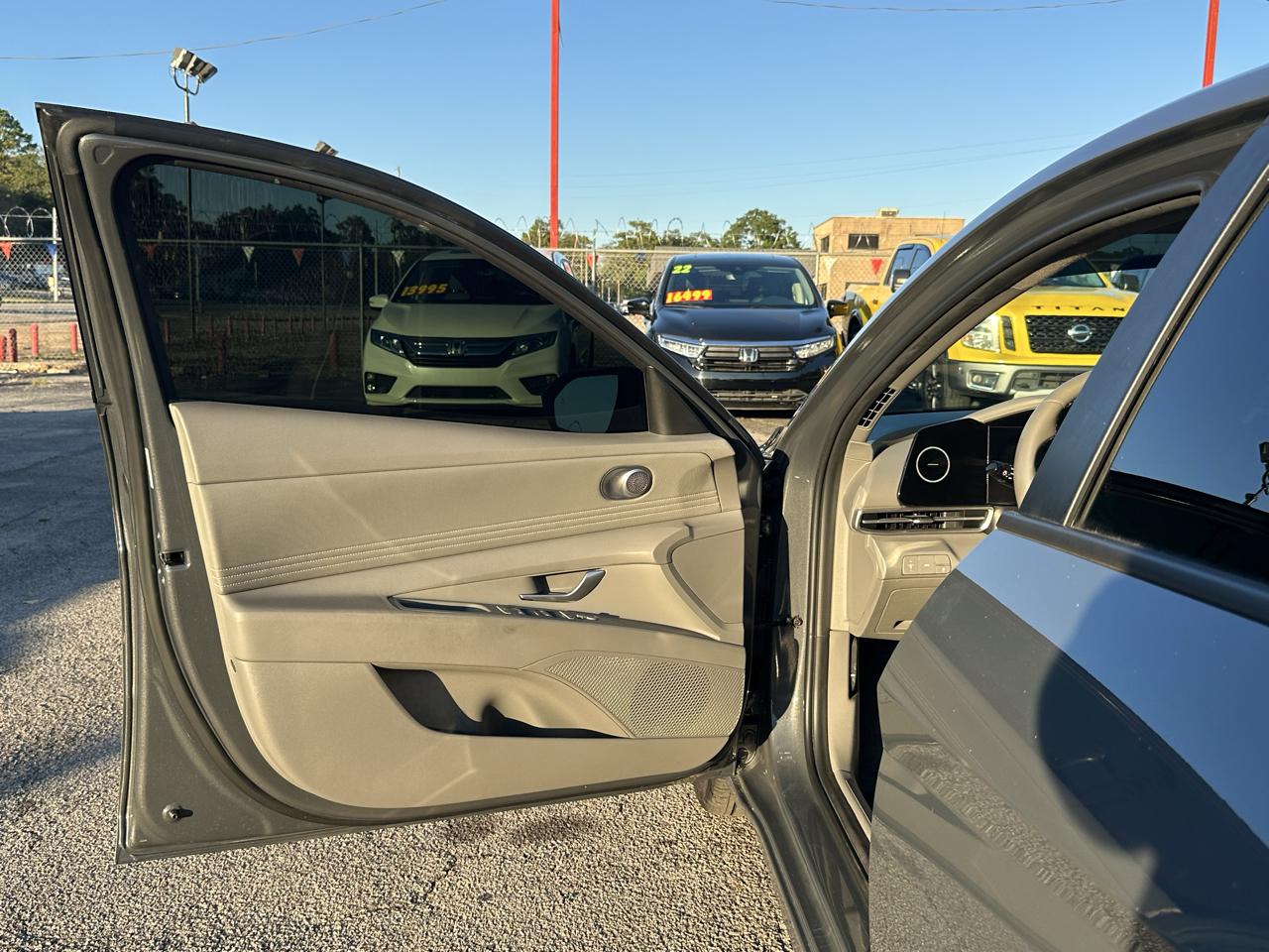 Hyundai Elantra SEL IVT 2023