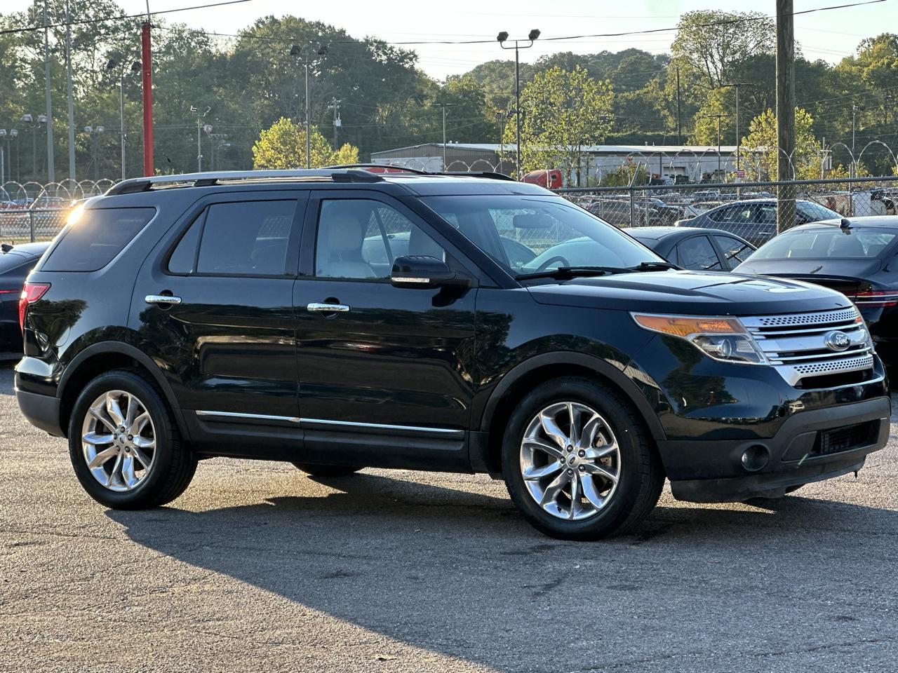 Ford Explorer FWD 4dr XLT 2014