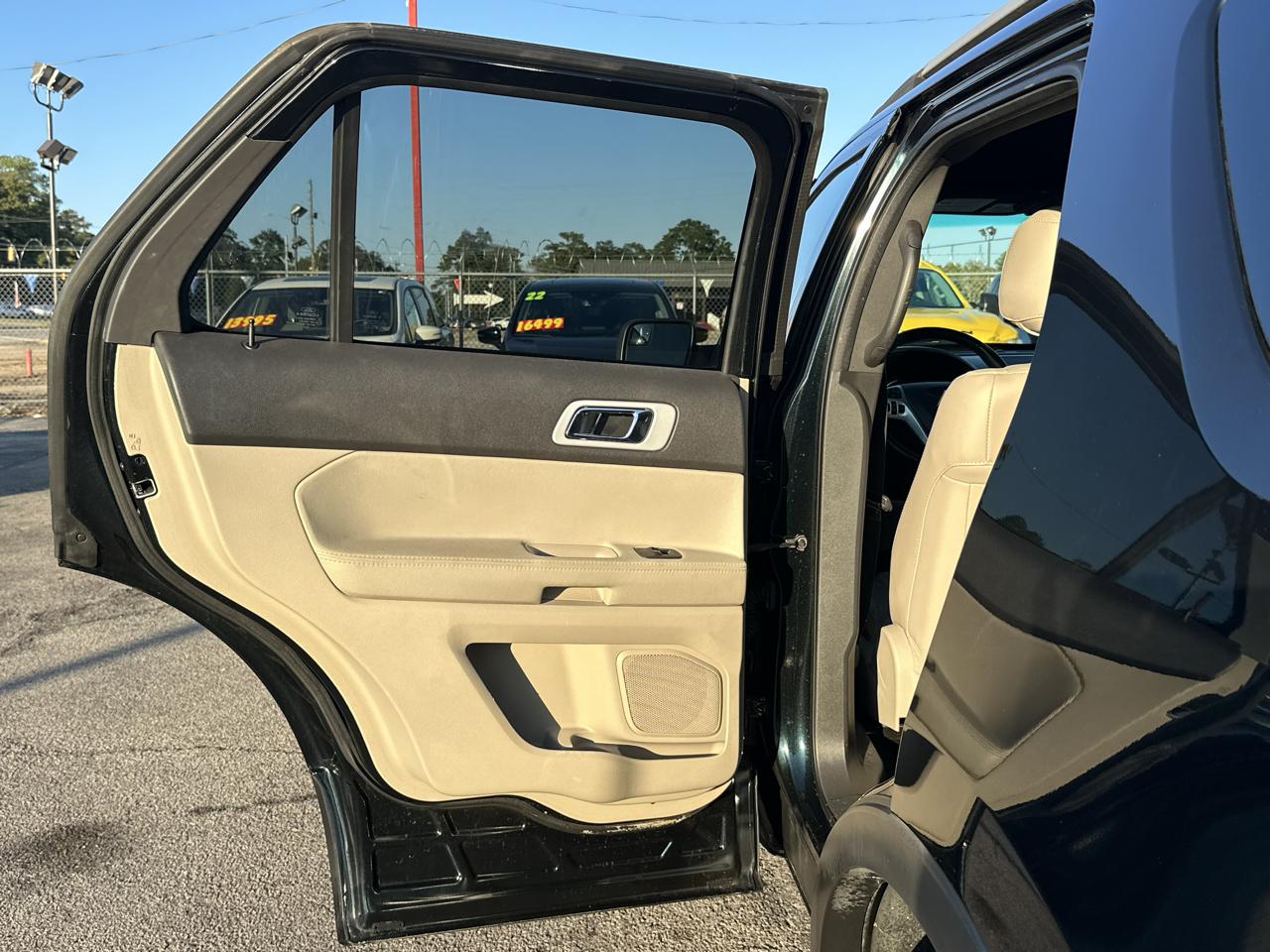 Ford Explorer FWD 4dr XLT 2014