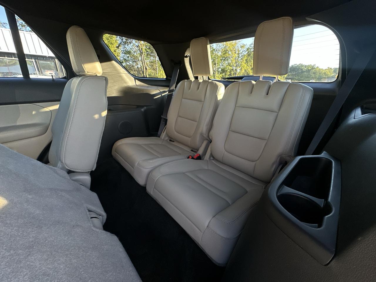 Ford Explorer FWD 4dr XLT 2014