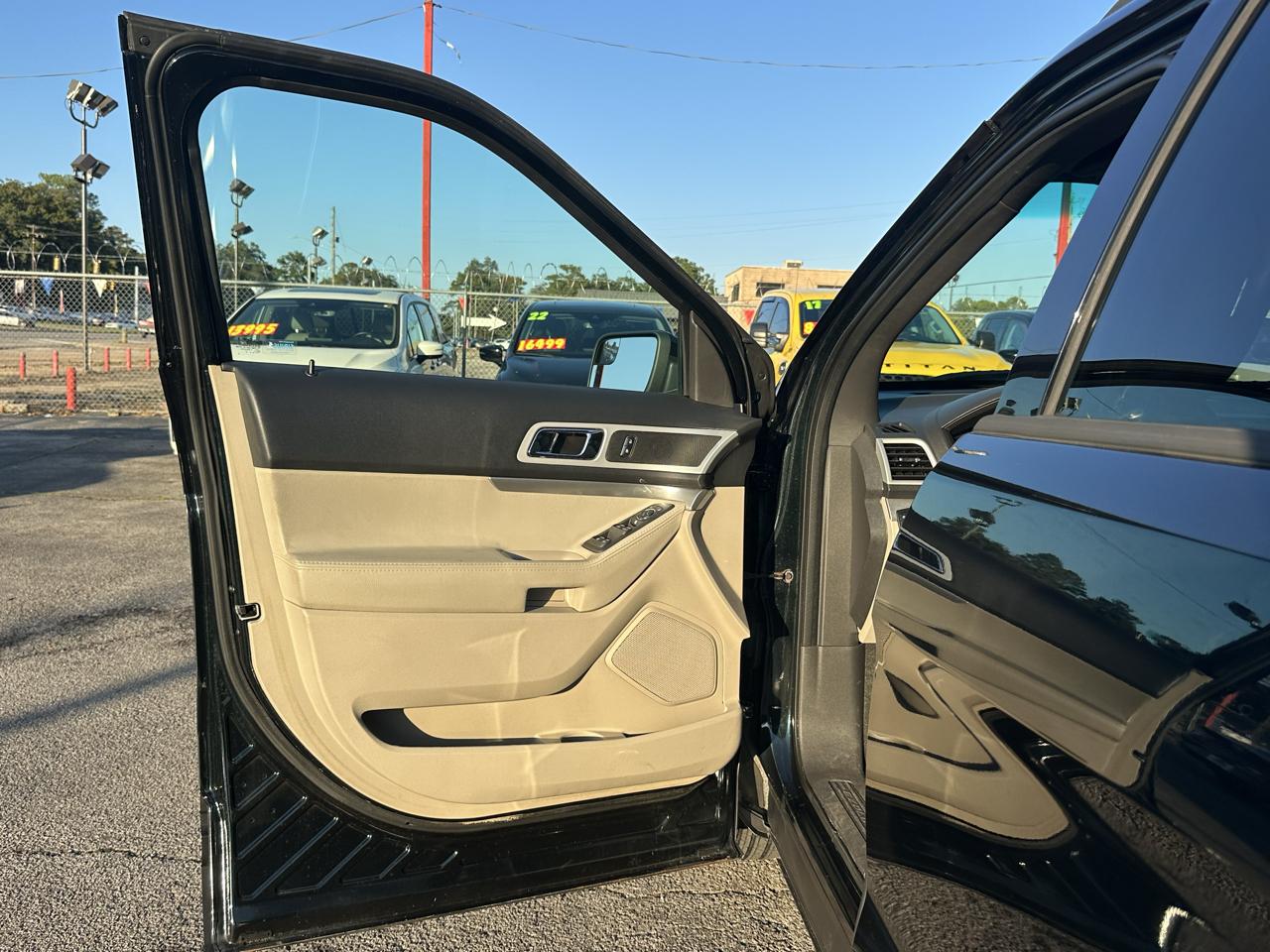 Ford Explorer FWD 4dr XLT 2014