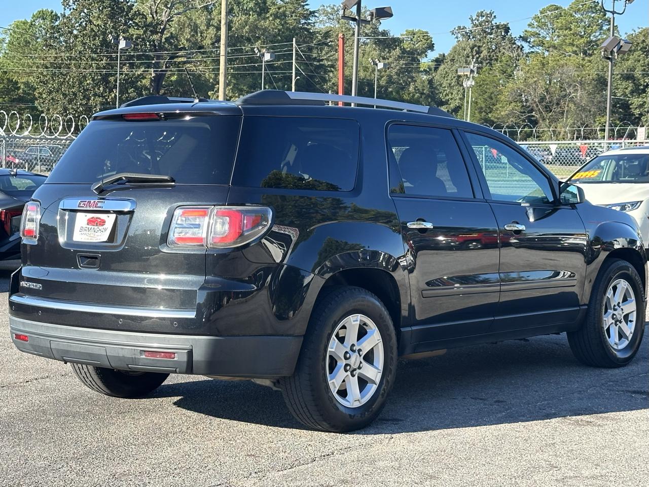 GMC Acadia FWD 4dr SLE w/SLE-2 2015