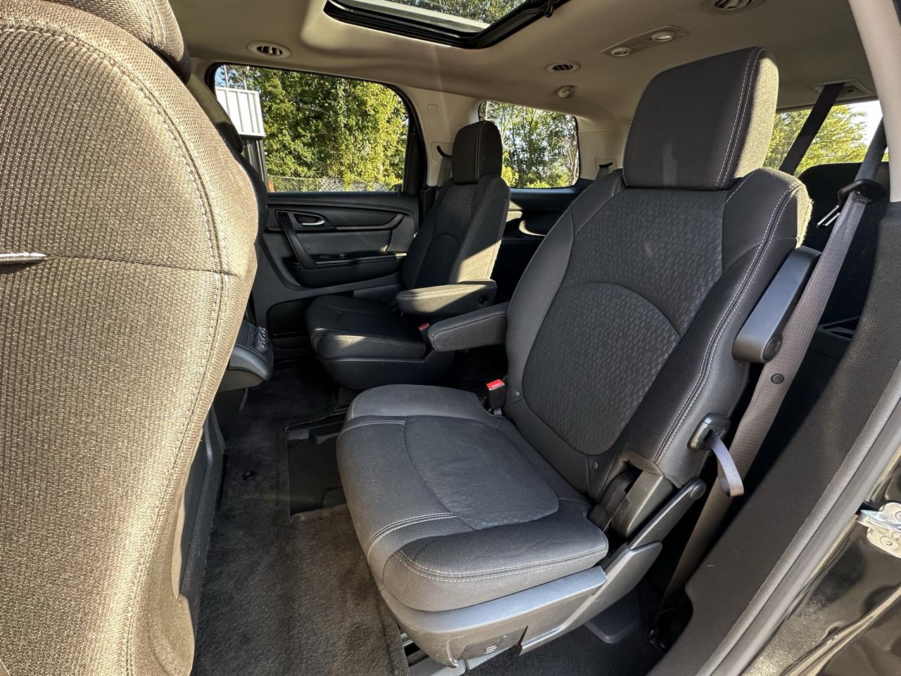 GMC Acadia FWD 4dr SLE w/SLE-2 2015