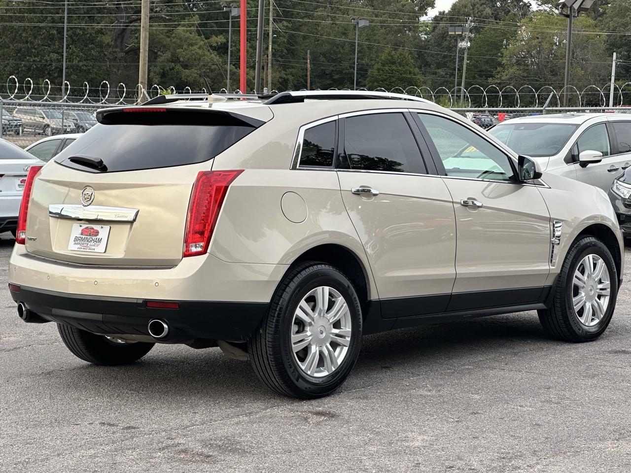 Cadillac SRX FWD 4dr Luxury Collection 2011