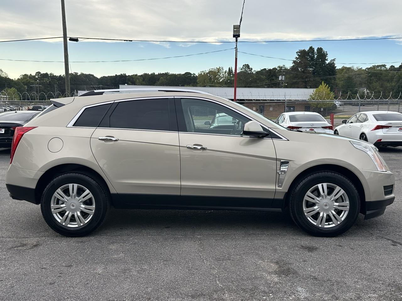 Cadillac SRX FWD 4dr Luxury Collection 2011