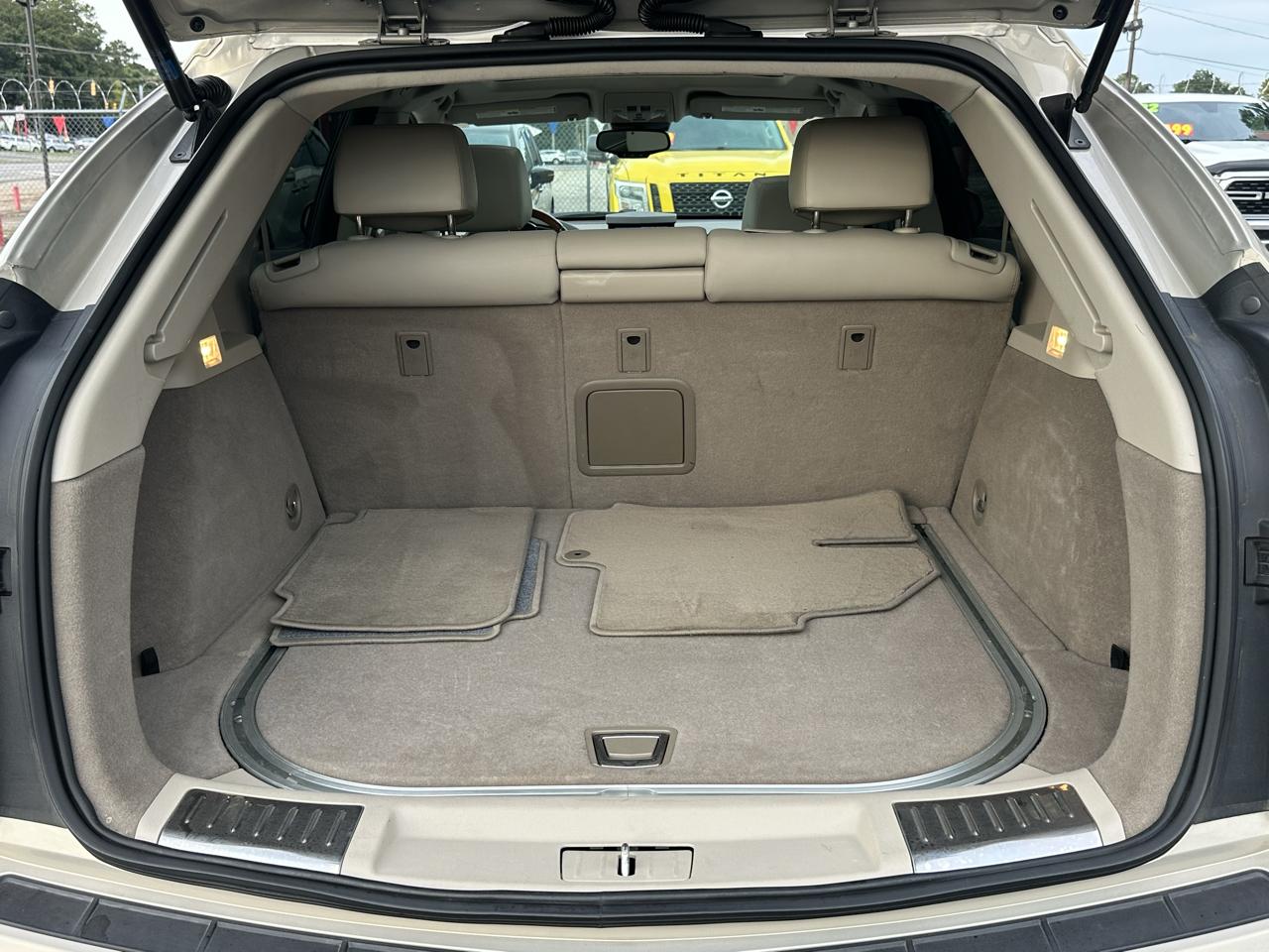 Cadillac SRX FWD 4dr Luxury Collection 2011