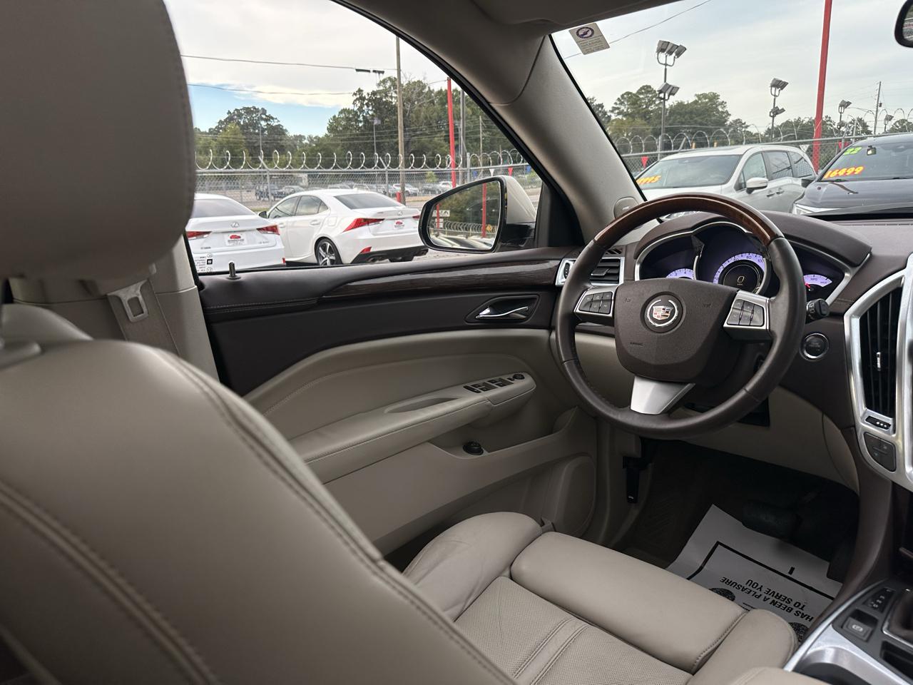 Cadillac SRX FWD 4dr Luxury Collection 2011