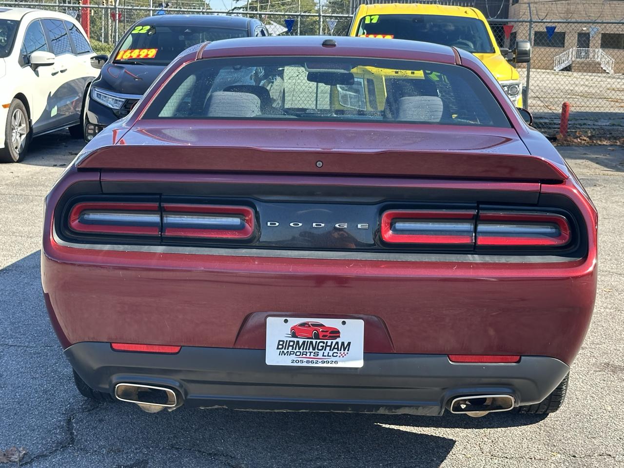 Dodge Challenger SXT RWD 2019
