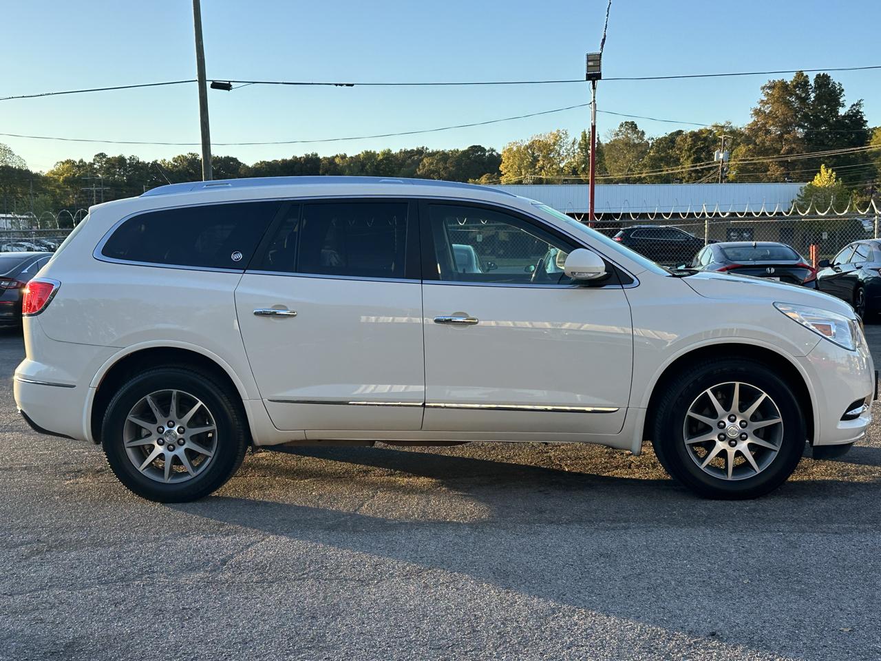 Buick Enclave FWD 4dr Leather 2014