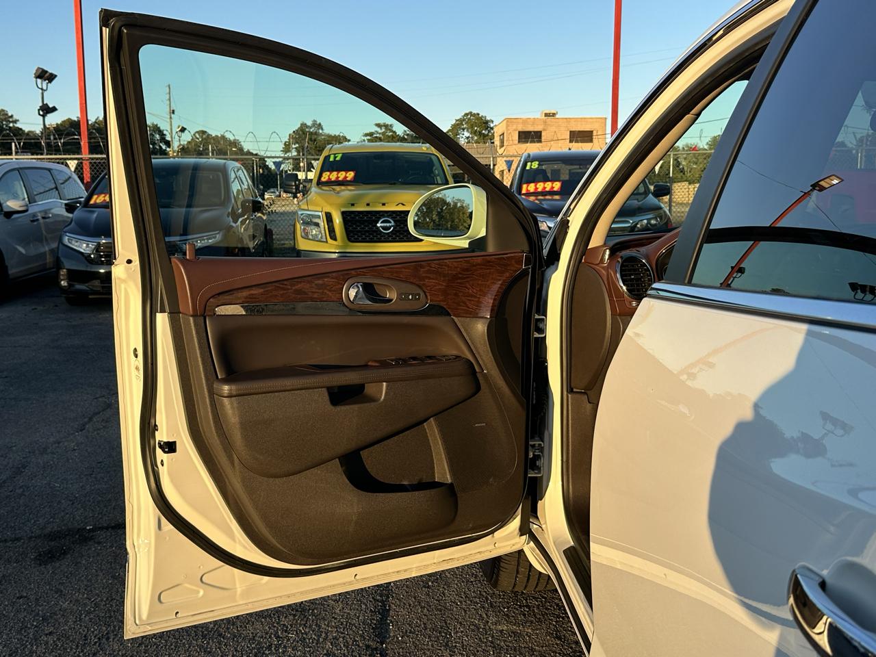 Buick Enclave FWD 4dr Leather 2014