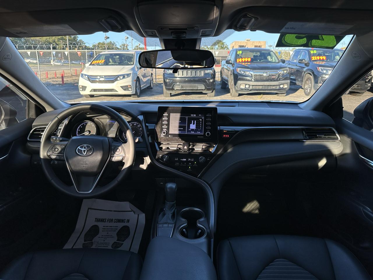 Toyota Camry Hybrid SE Nightshade CVT (Natl) 2023