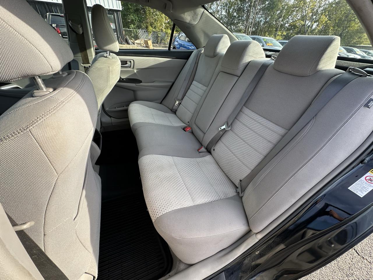 Toyota Camry XLE Auto (Natl) 2017