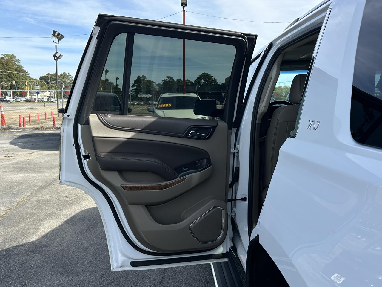 Chevrolet Tahoe 4WD 4dr Premier 2018