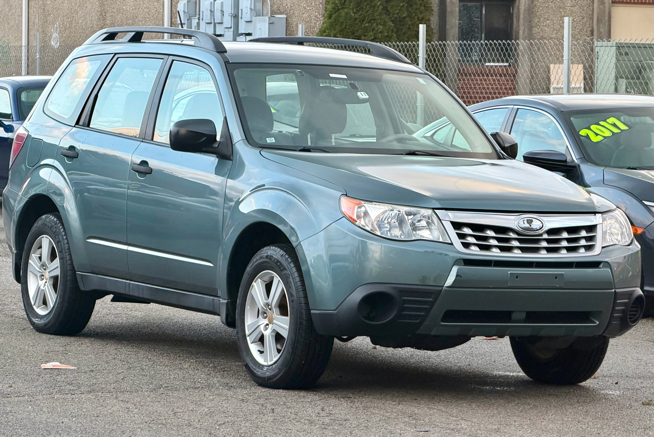 Subaru Forester 2.5 X Premium Package 2011