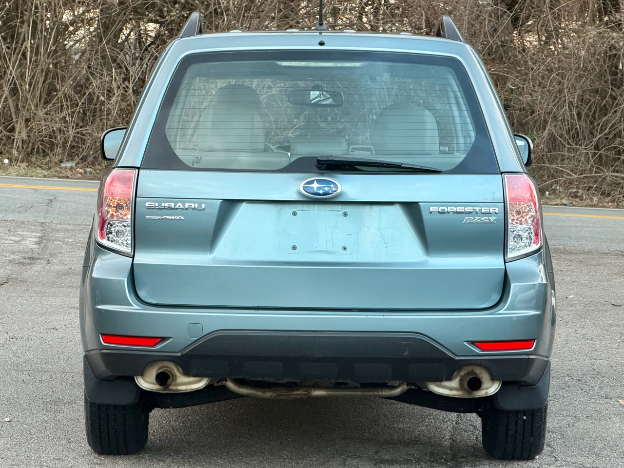 Subaru Forester 2.5 X Premium Package 2011