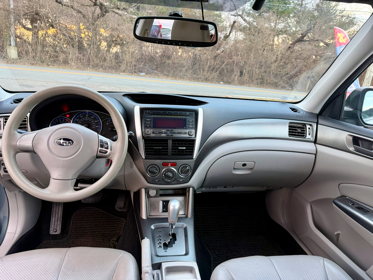 Subaru Forester 2.5 X Premium Package 2011