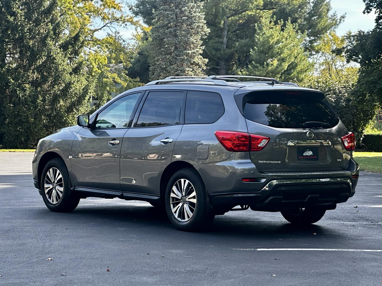 Nissan Pathfinder SV 2018
