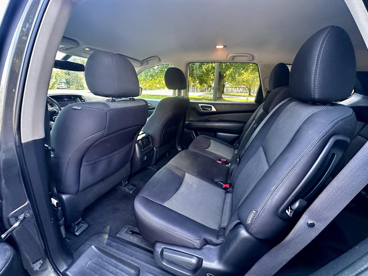 Nissan Pathfinder SV 2018