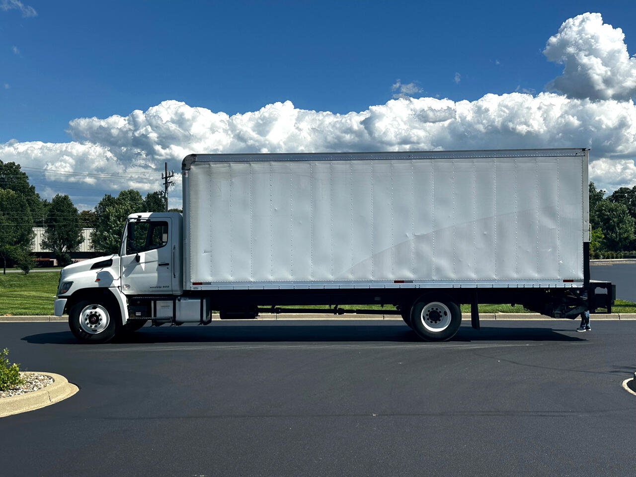 2020 Hino Conventional Type Truck Single Cab photo 4