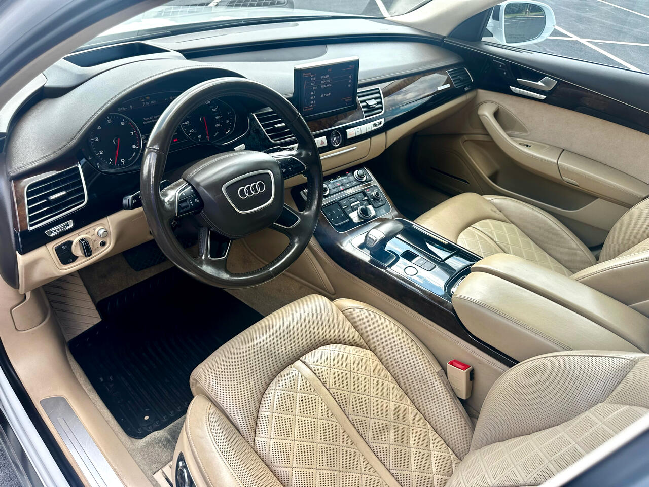 Audi A8 3.0T quattro 2015 Audi A8 3.0T quattro 2015