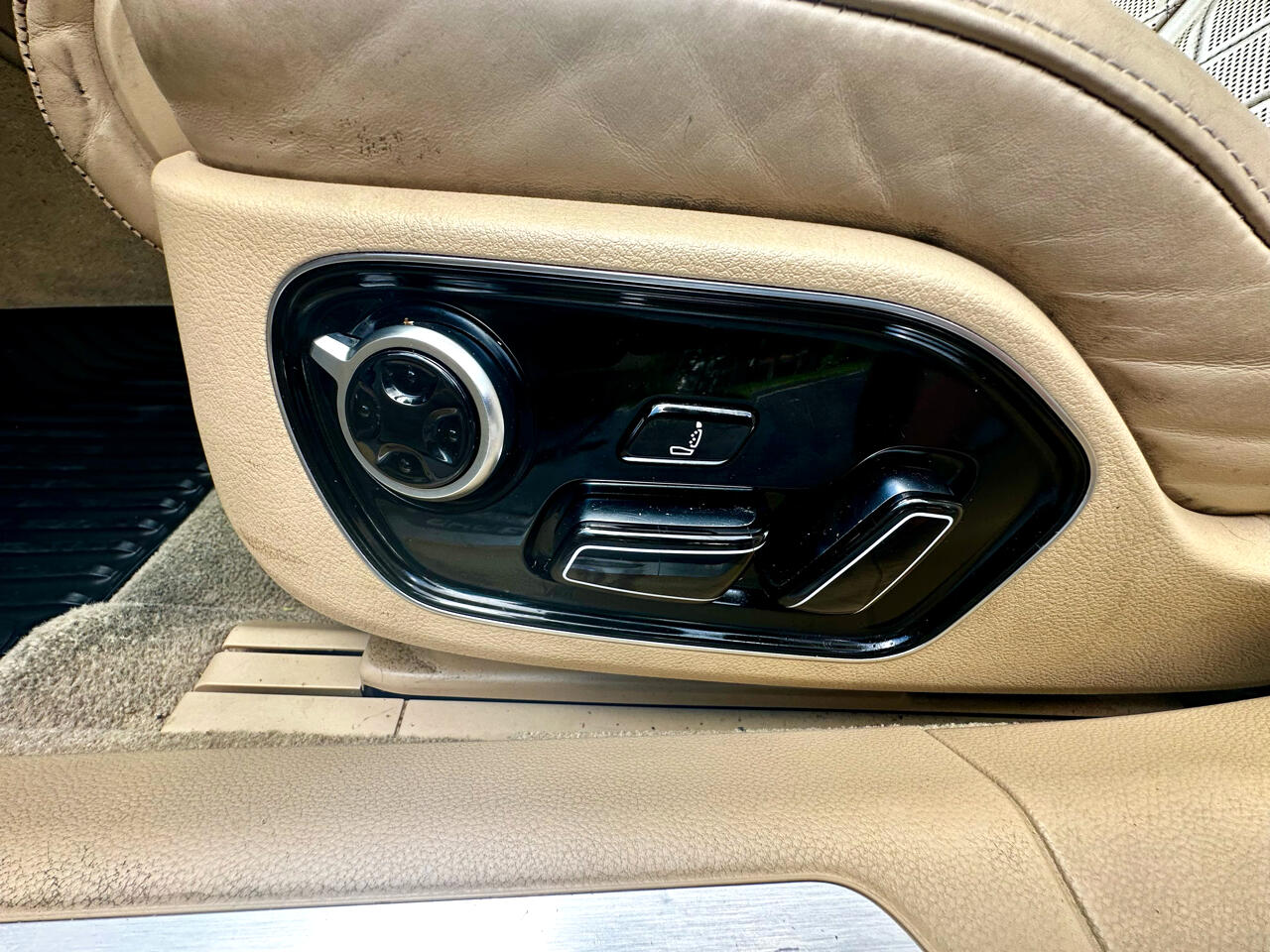 Audi A8 3.0T quattro 2015 Audi A8 3.0T quattro 2015