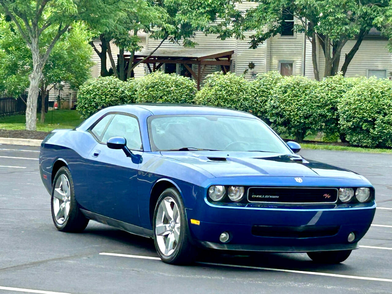 2010 Dodge Challenger R/T photo 2