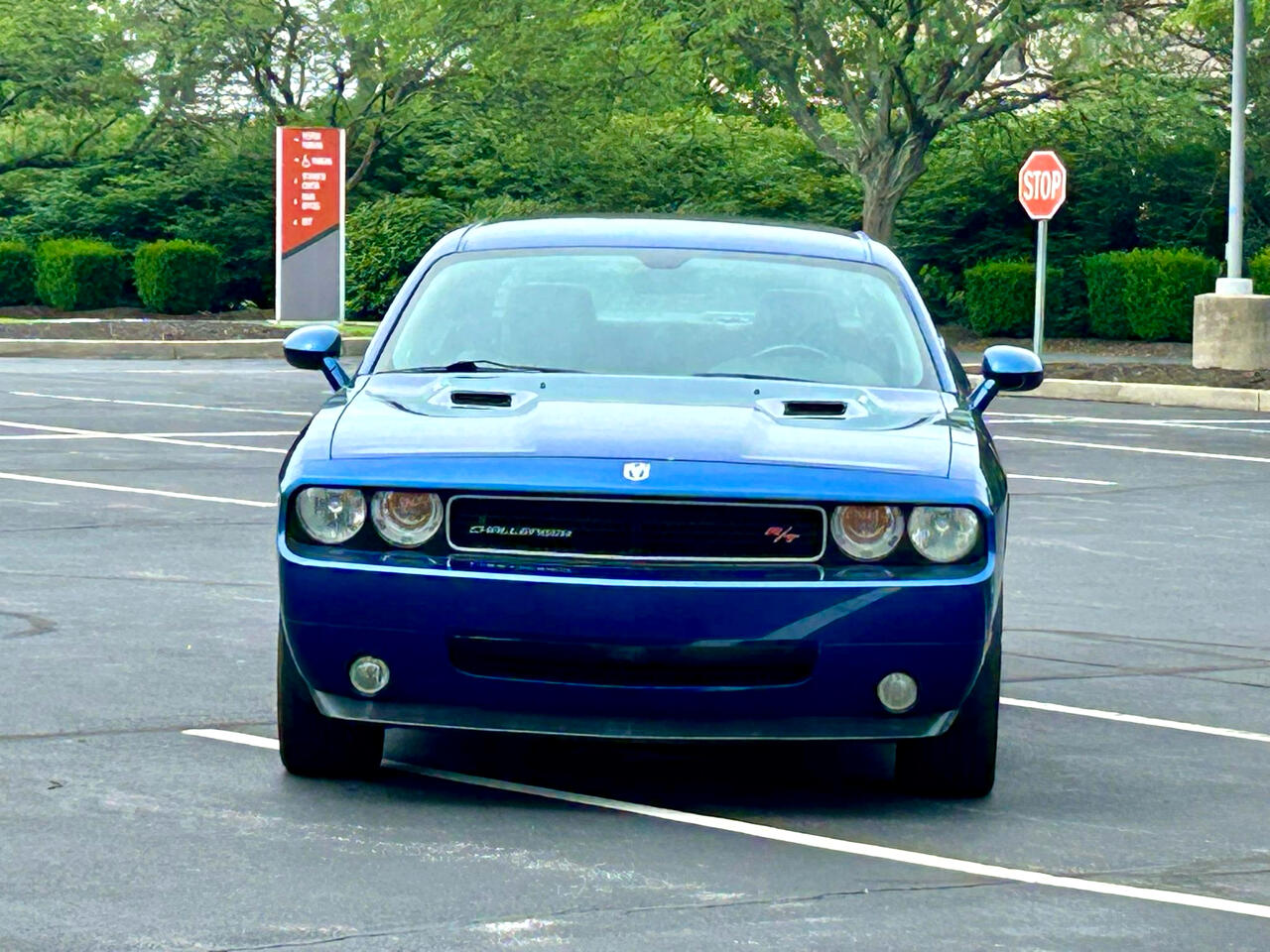 2010 Dodge Challenger R/T photo 3