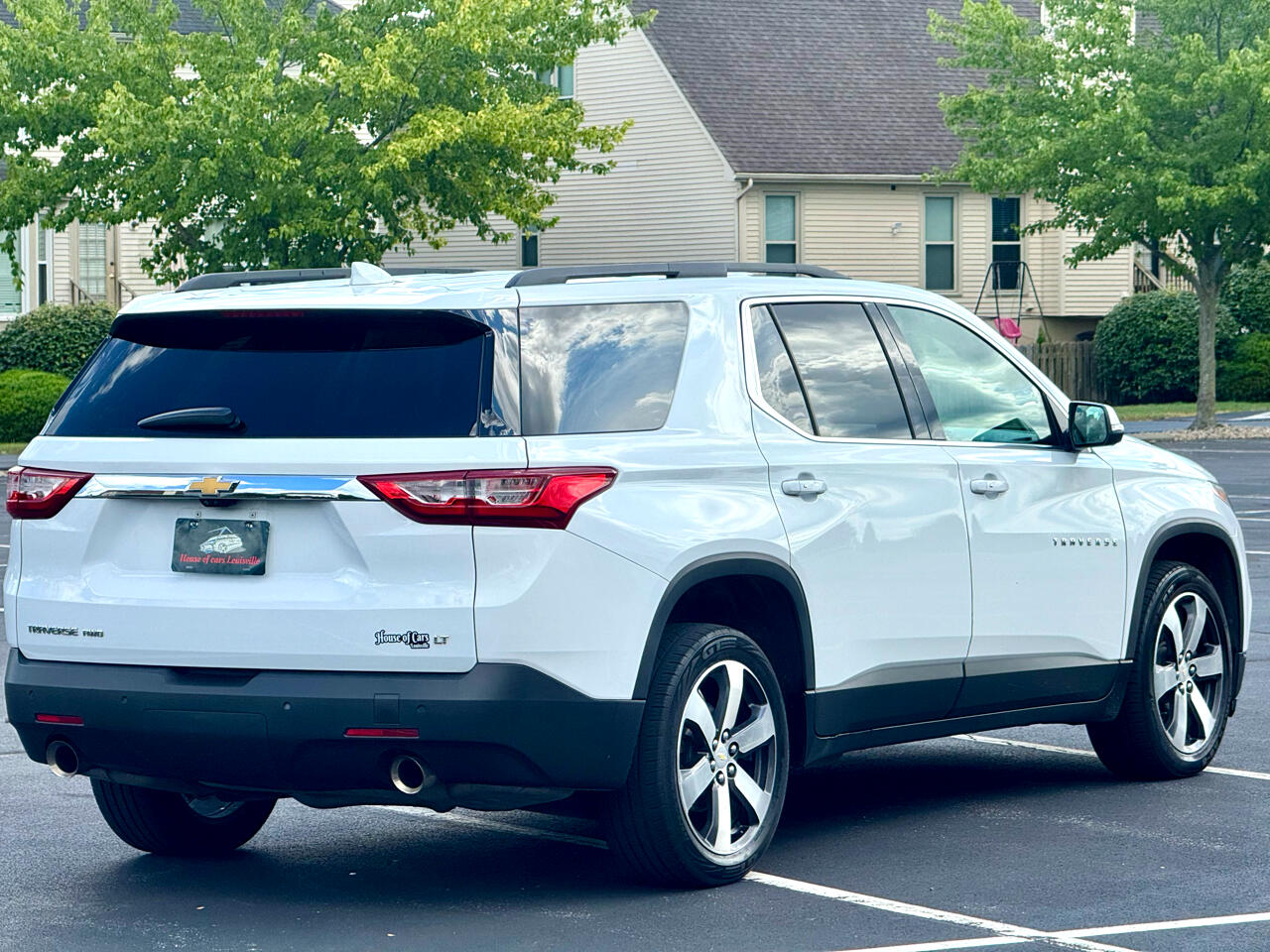 2021 Chevrolet Traverse photo 4