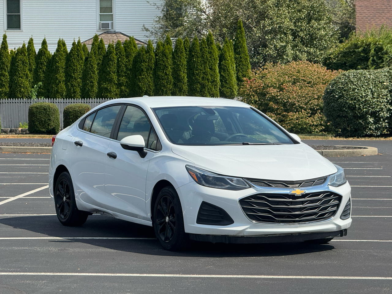 2019 Chevrolet Cruze LT photo 3