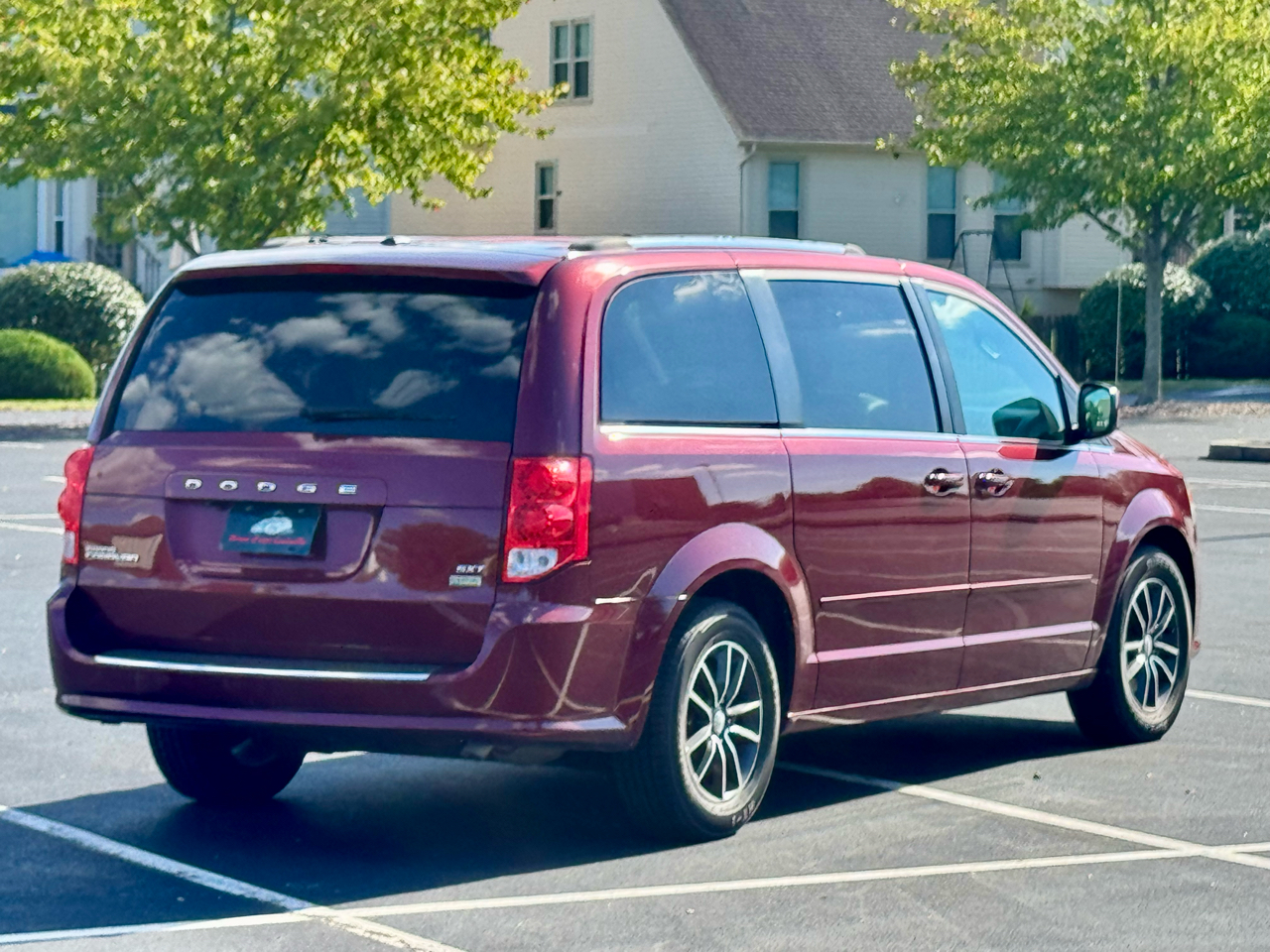2017 Dodge Grand Caravan SXT photo 3