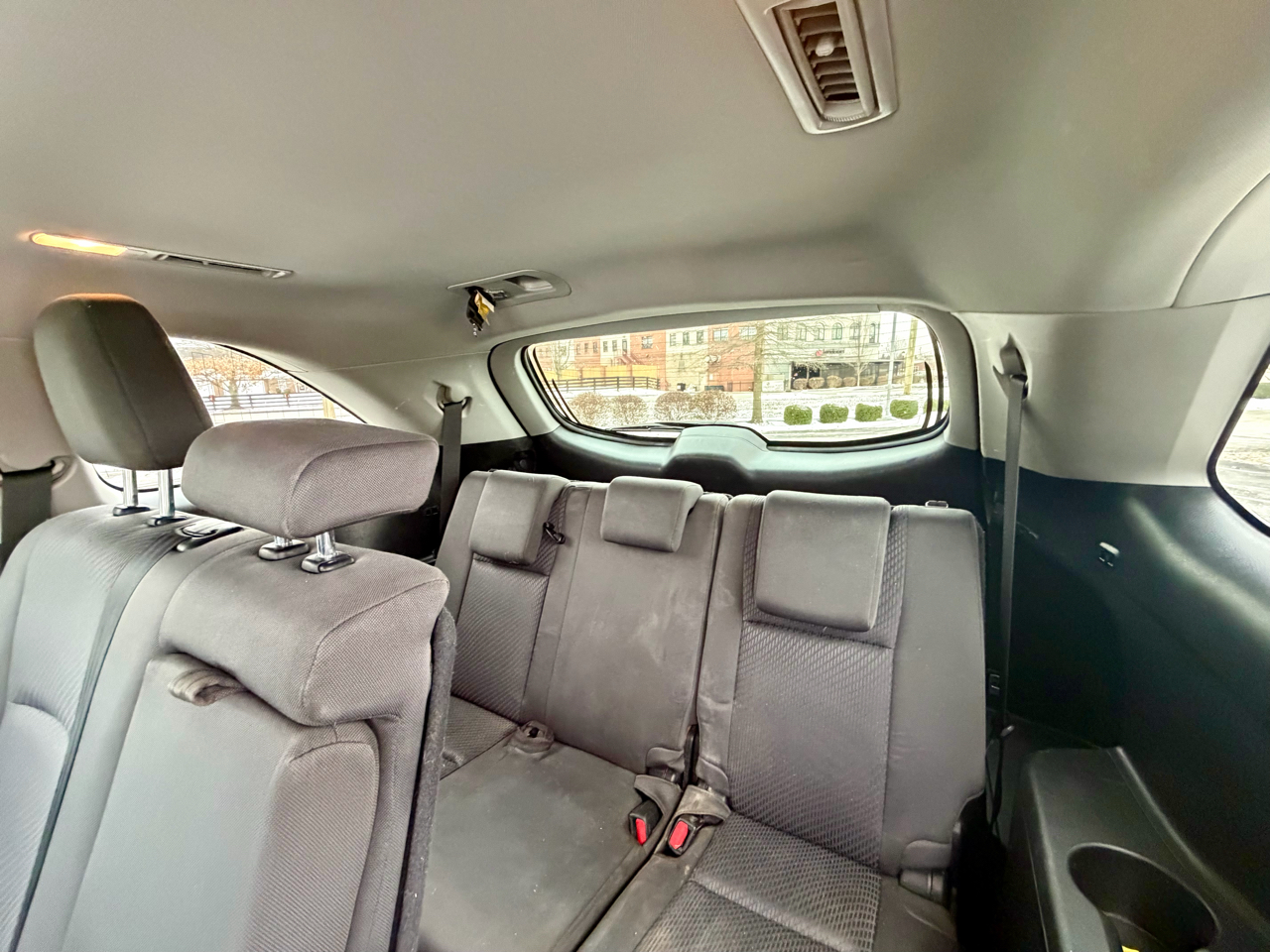 Toyota Highlander LE I4 FWD (Natl) 2017