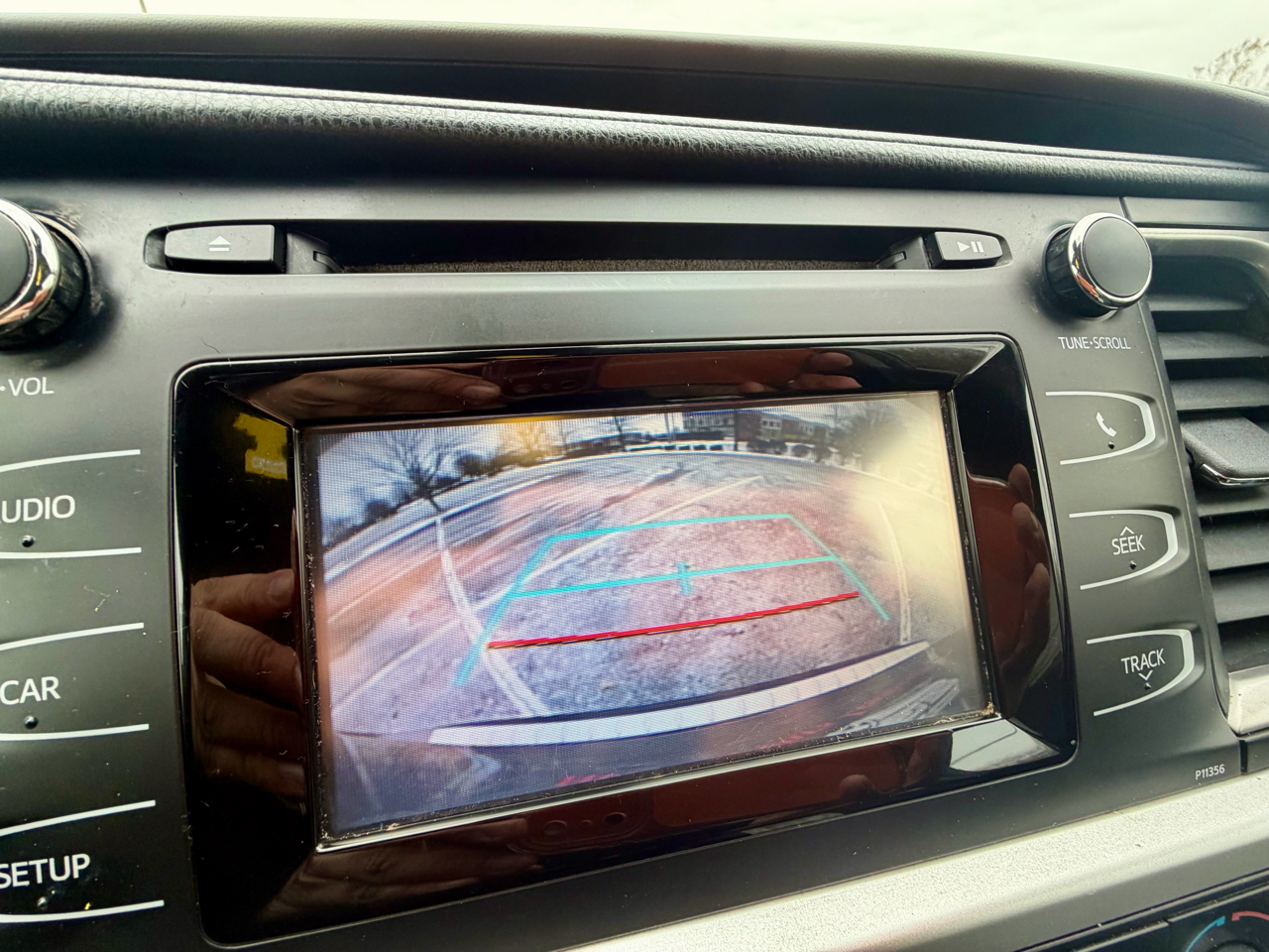 Toyota Highlander LE I4 FWD (Natl) 2017