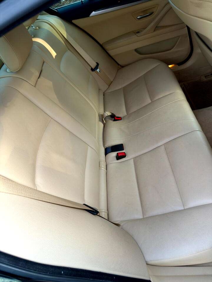 BMW 5 Series 4dr Sdn 535i xDrive AWD 2013
