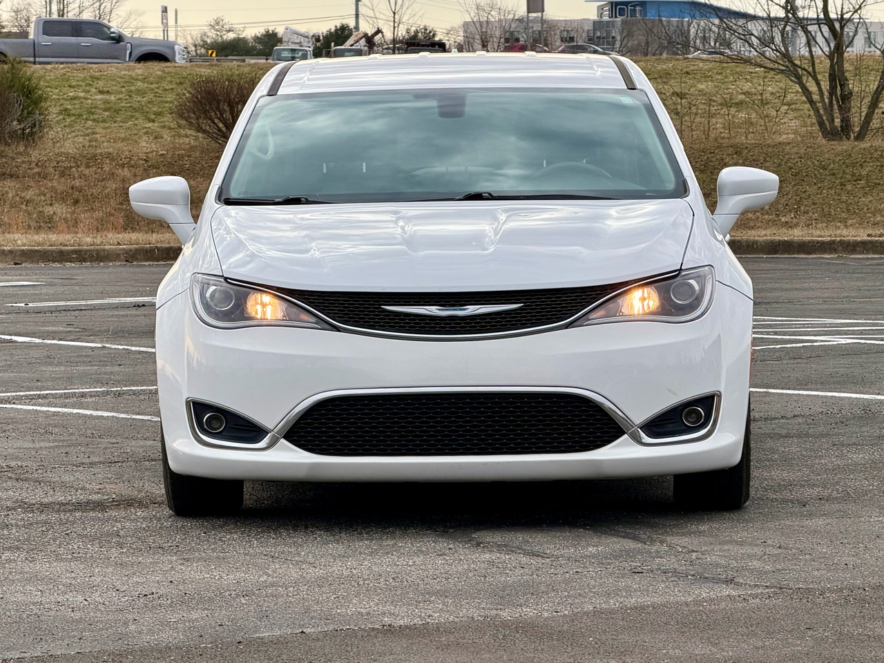 Chrysler Pacifica Touring Plus FWD 2018