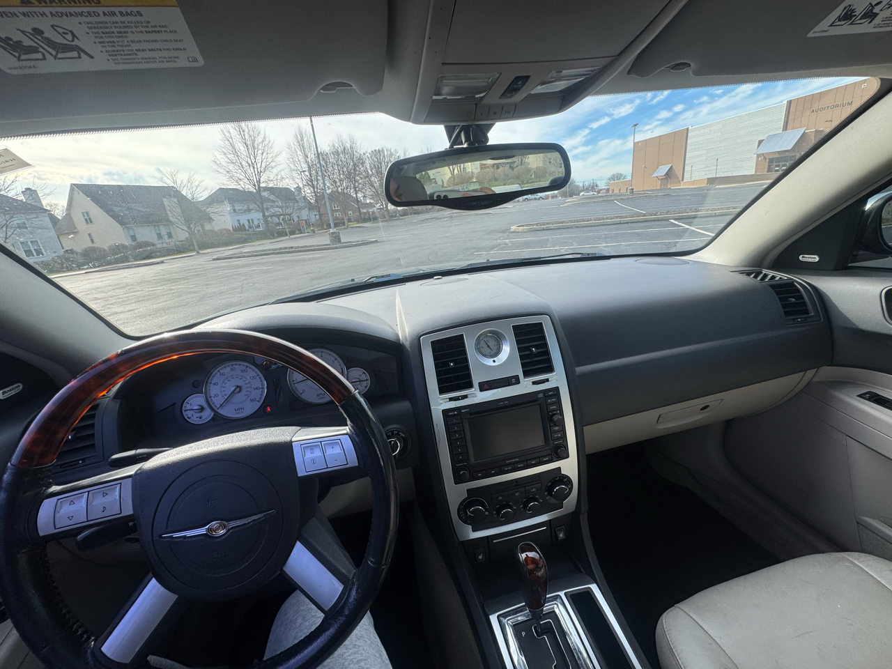 Chrysler 300 4dr Sdn 300C 2006