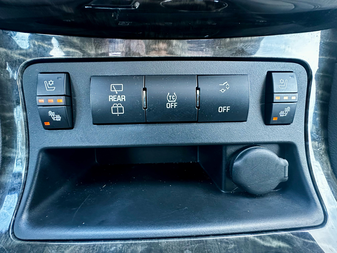 Buick Enclave FWD 4dr Premium 2014