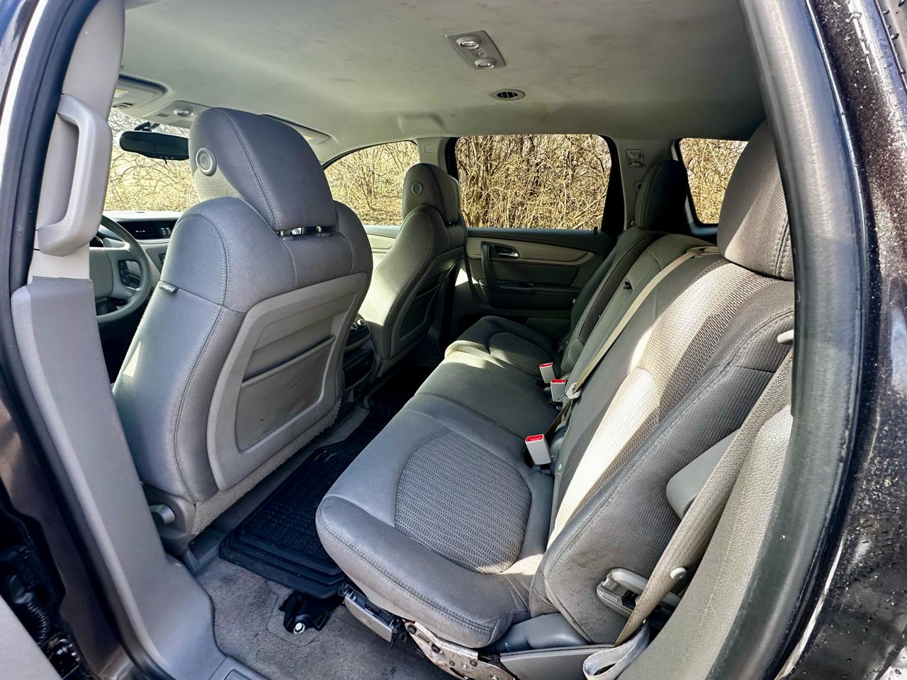 Chevrolet Traverse FWD 4dr LS w/1LS 2017