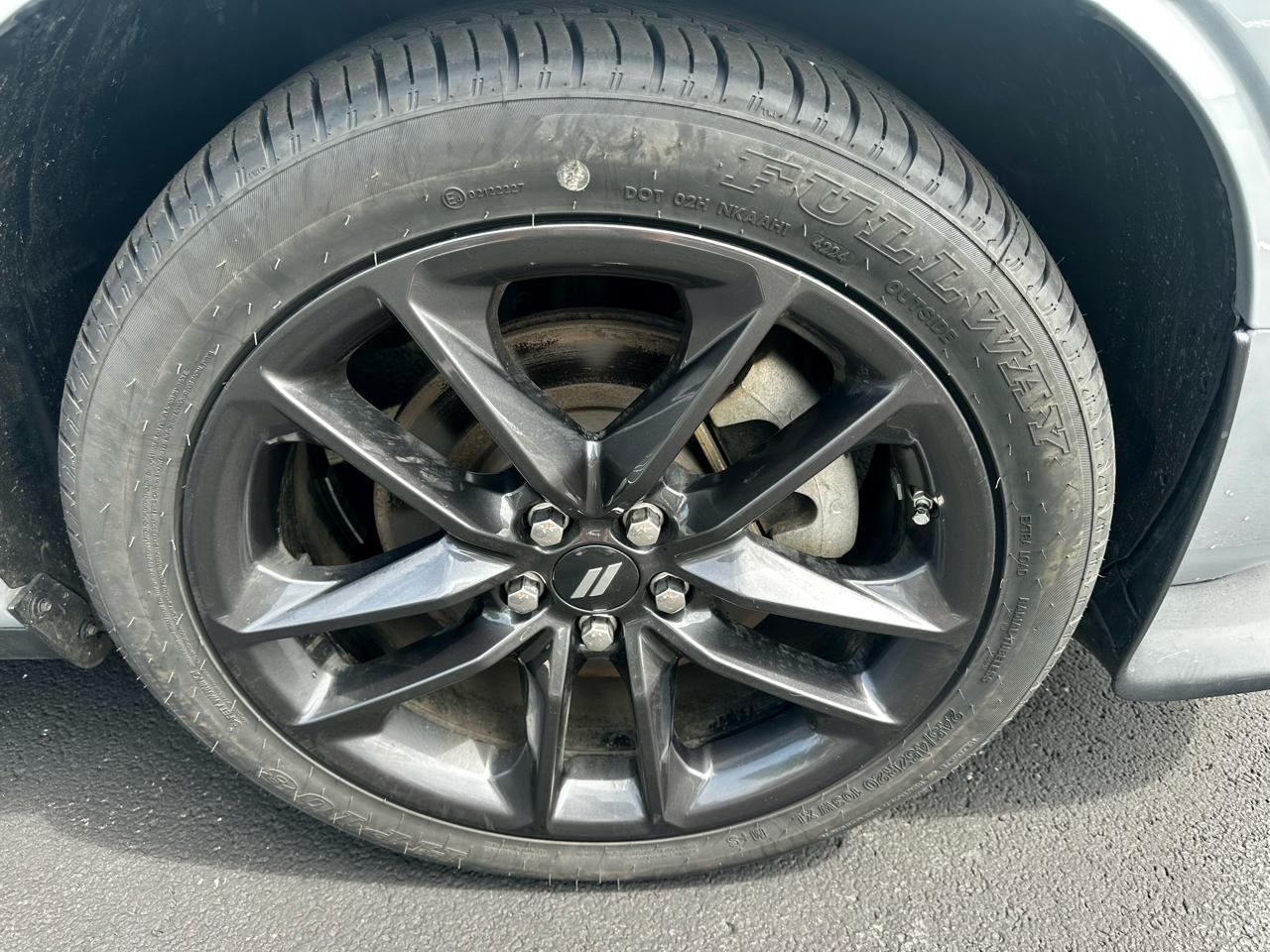 Dodge Challenger GT AWD 2021