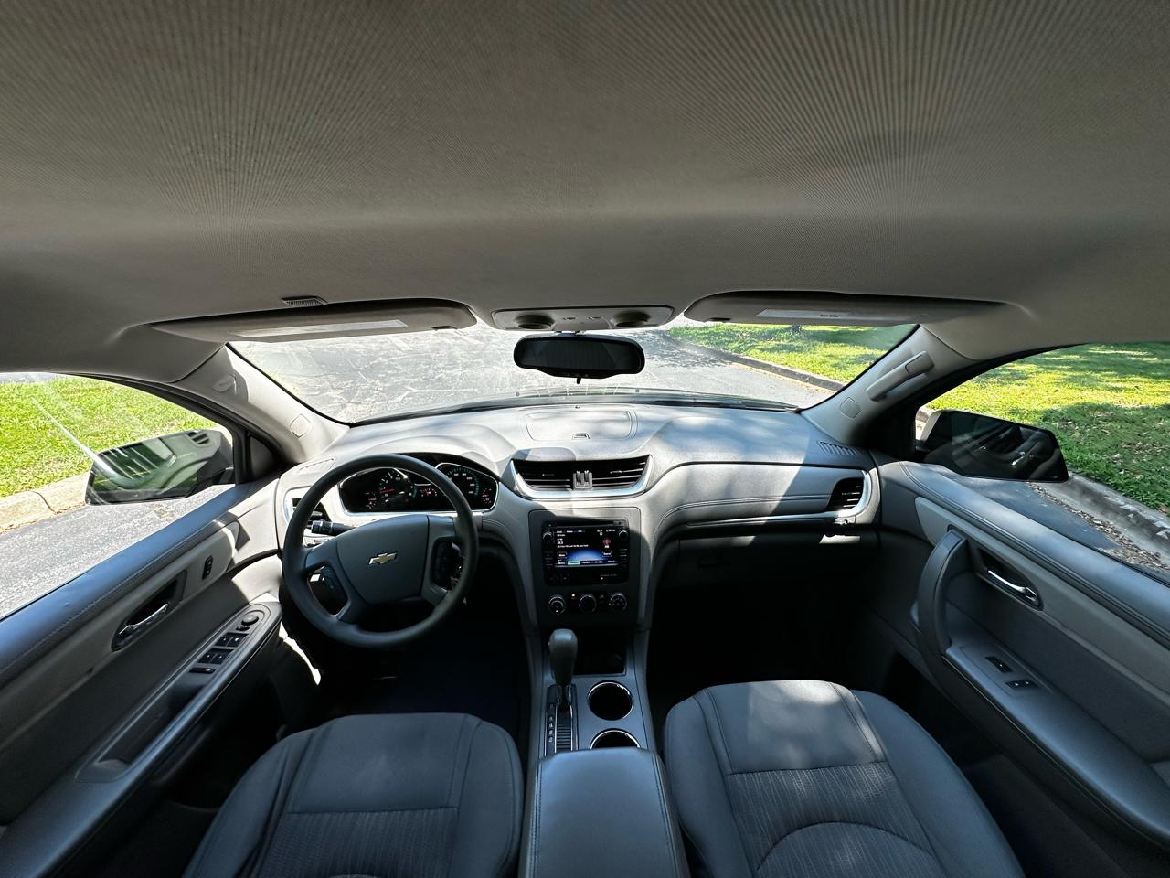 Chevrolet Traverse FWD 4dr LS w/1LS 2017