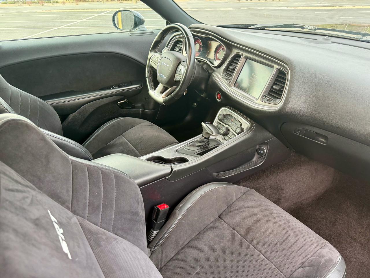 Dodge Challenger 2dr Cpe SRT Hellcat 2016