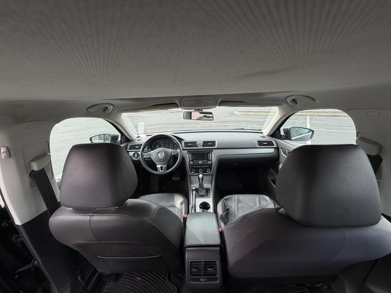 Volkswagen Passat 4dr Sdn 1.8T Auto Sport PZEV 2015