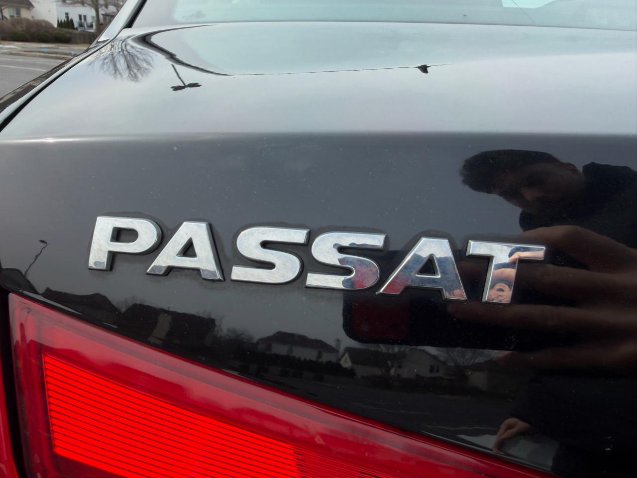 Volkswagen Passat 4dr Sdn 1.8T Auto Sport PZEV 2015