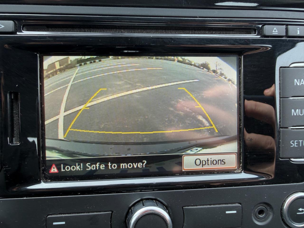 Volkswagen Passat 4dr Sdn 1.8T Auto Sport PZEV 2015