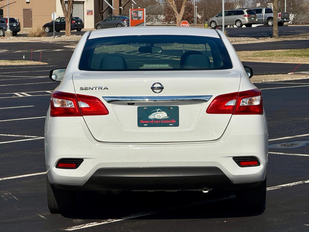 Nissan Sentra S CVT 2019