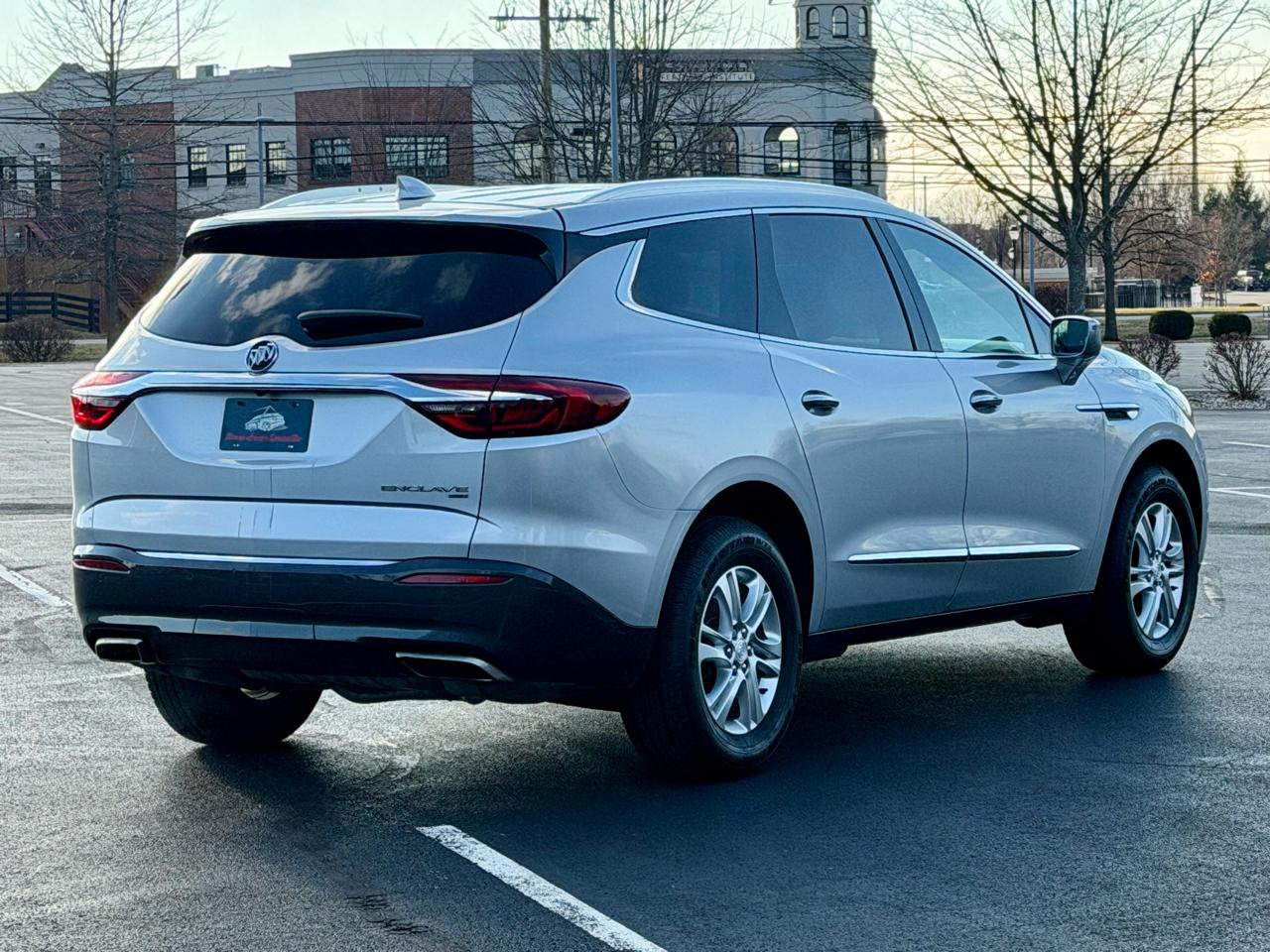 Buick Enclave AWD 4dr Essence 2019